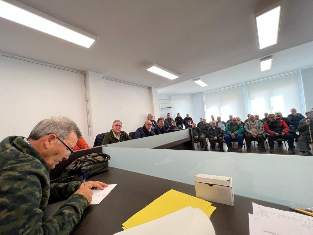 REUNIÓN COMUNIDAD DE REGANTES